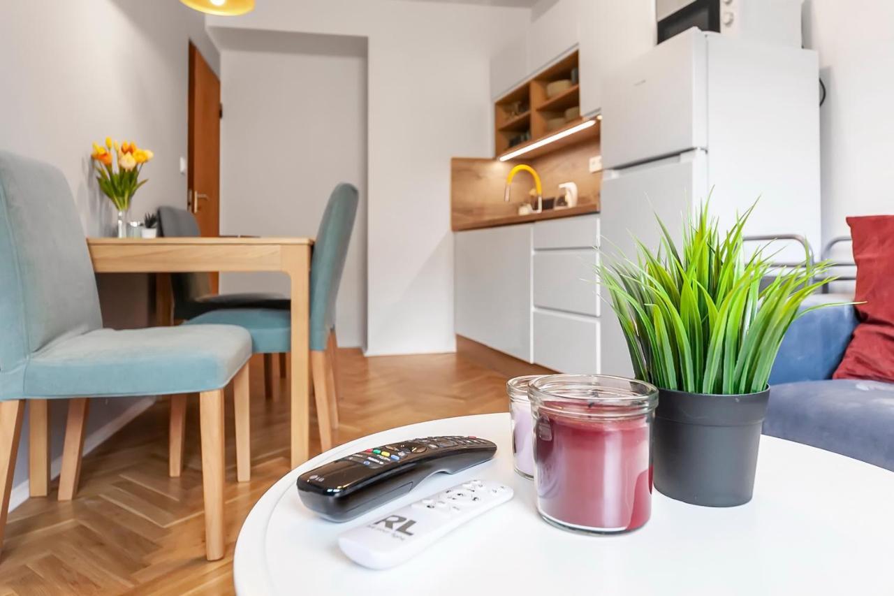 Popular Location / Street View / 4 Ppl / Netflix Apartment Прага Екстериор снимка