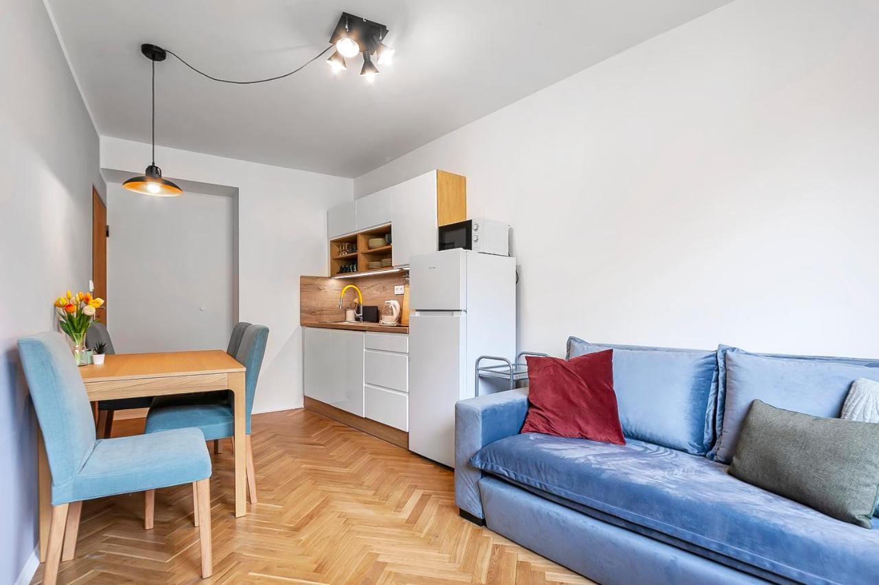 Popular Location / Street View / 4 Ppl / Netflix Apartment Прага Екстериор снимка